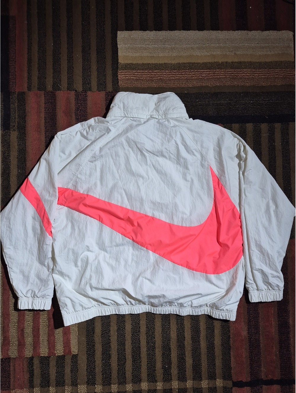 Nike Big Pink Swoosh White Gray Mesh Lined Zip Windbreaker - Picture 3 of 7